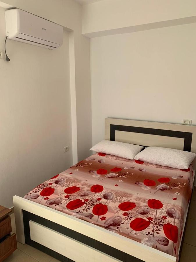 Отель Denaj House Химара Экстерьер фото
